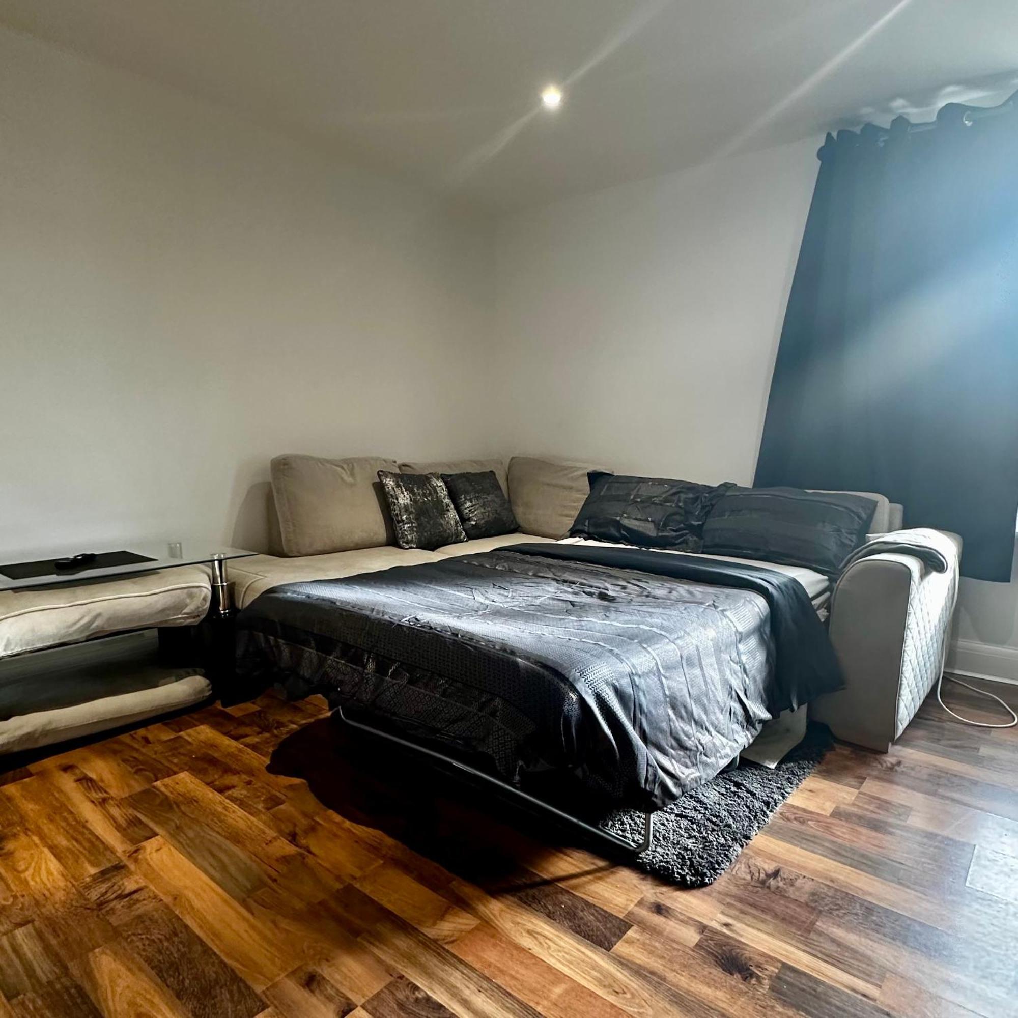 Two Bedroom Flat Town Centre Colchester Exterior photo